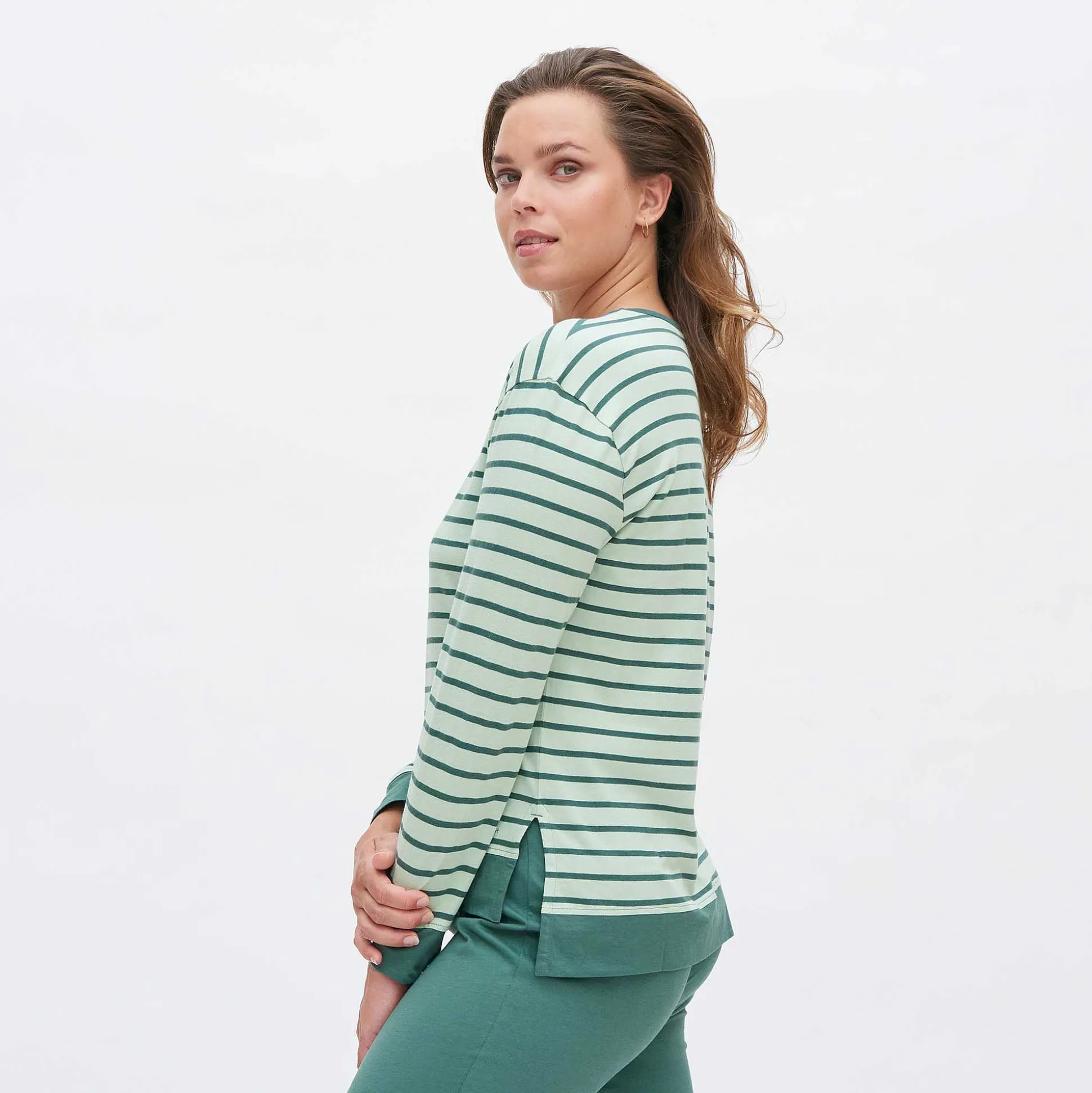 LIVING CRAFTS Nicci - Schlafshirt Nebelgrun / Streifen Store