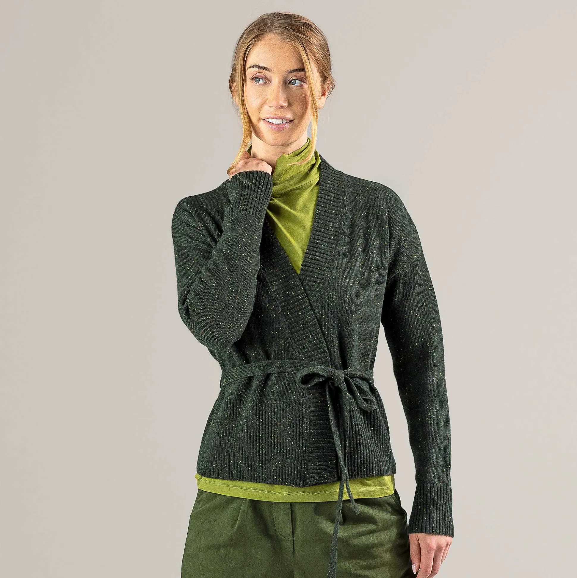 LIVING CRAFTS Pacita - Kimonojacke Dunkles Oliv Store