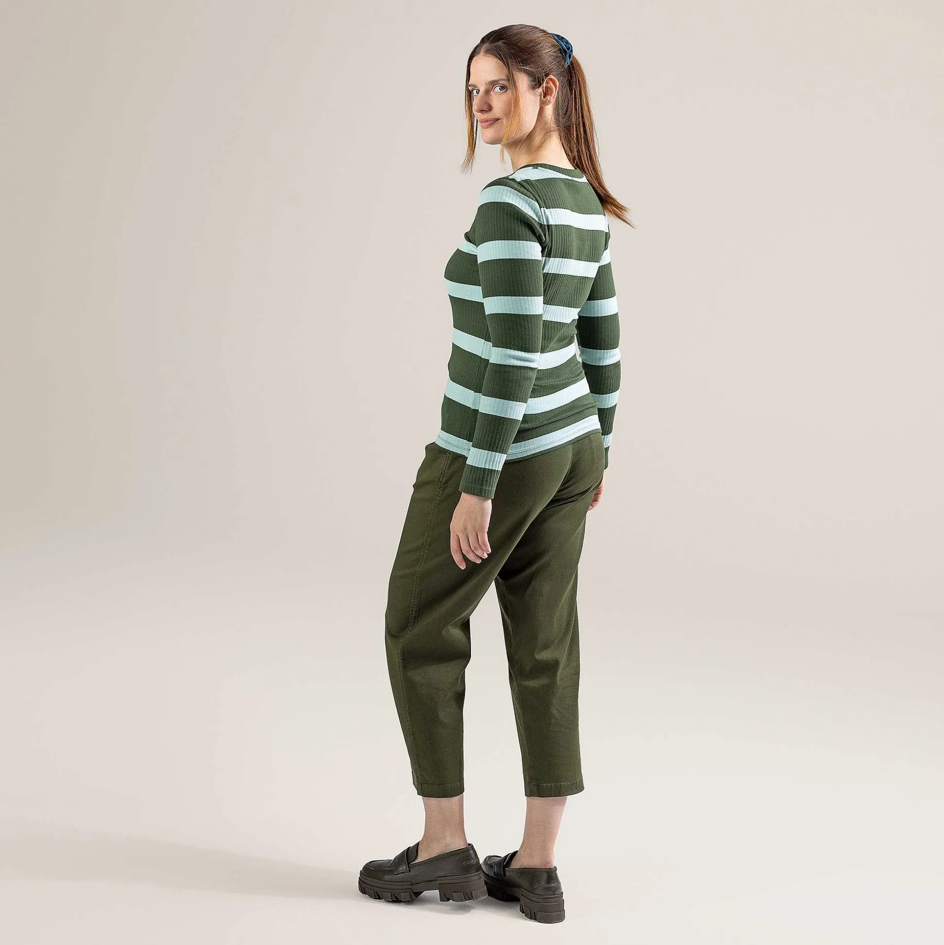 LIVING CRAFTS Paula - Langarmshirt Dunkles Oliv/Eukalyptus Hot